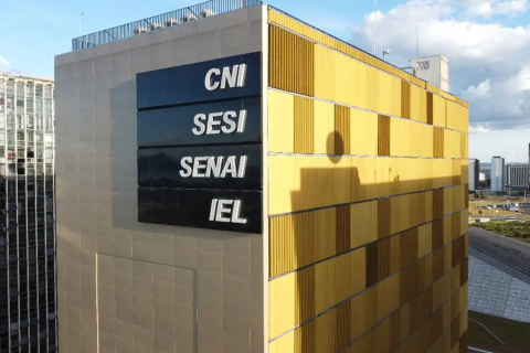 Setor produtivo reage à manutenção da Selic em 15% ao ano